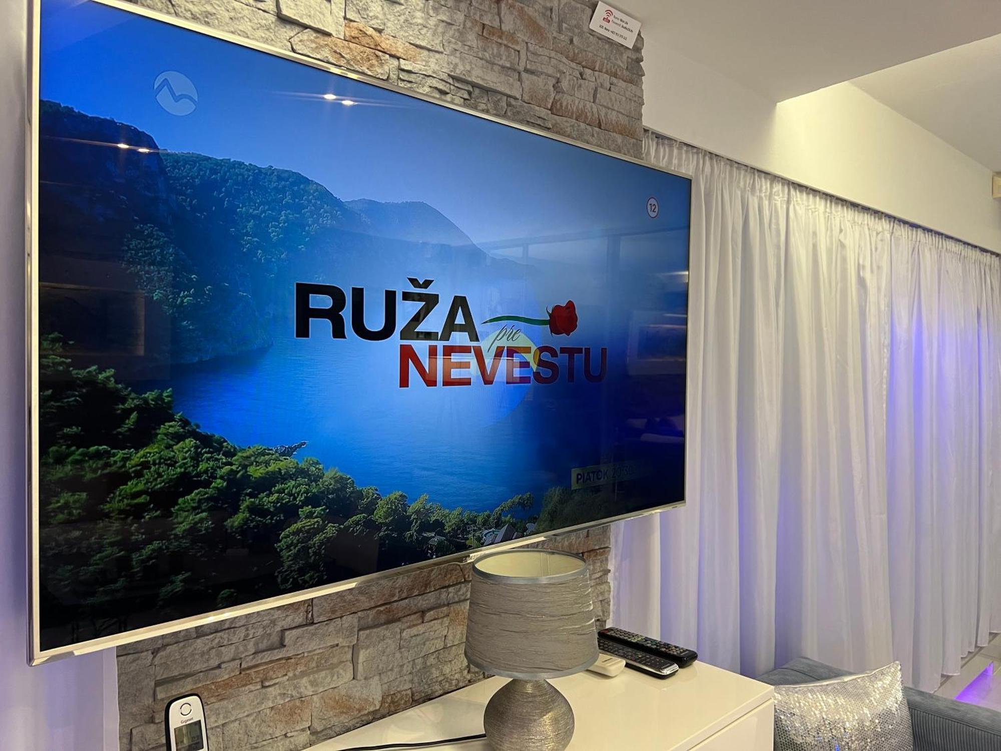 Nice Life - Luxury Apartment In The Old Town. Pozsony Kültér fotó
